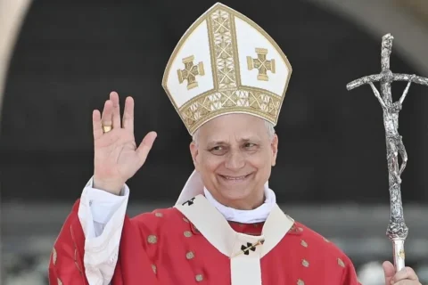 Novi križ pape Lava XIV.: poruka uskrsne nade aa202506083822188238221870papalavxivkritiziraonacionalistickepolitikedabogotvorigranicesrusizidovejpg_1200